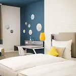 Vienna House Easy By Wyndham מלון 4*