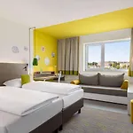 Vienna House Easy By Wyndham מלון 4*
