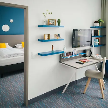 Vienna House Easy By Wyndham 4*