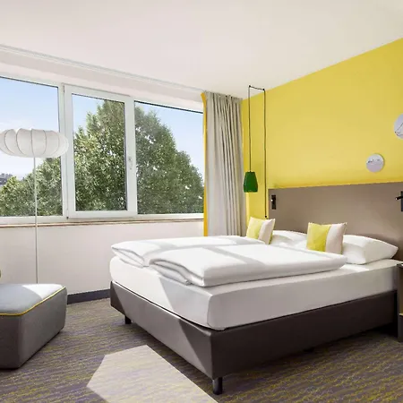 ホテル Vienna House Easy By Wyndham ヴッパータール