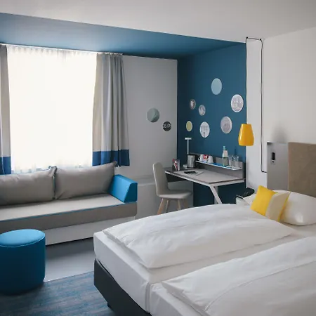 ホテル Vienna House Easy By Wyndham ヴッパータール