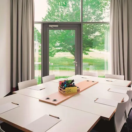 Vienna House Easy By Wyndham Hotel 4*