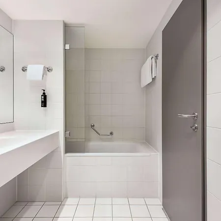 Vienna House Easy By Wyndham 4*