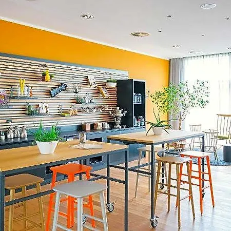 Vienna House Easy By Wyndham 4*