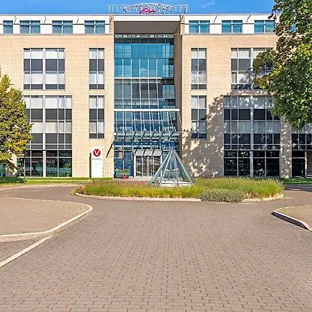 Vienna House Easy By Wyndham 4*
