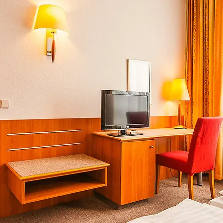 Hotel Vienna House Easy By Wyndham 4*