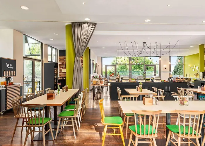 Hotel Vienna House Easy By Wyndham 4*