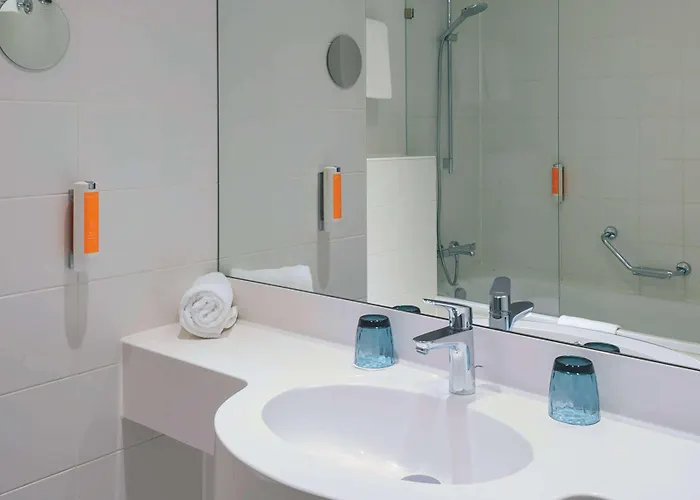 Vienna House Easy By Wyndham Hotel 4*